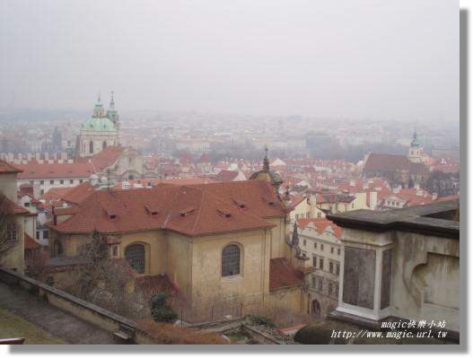 11. 遠眺布拉格全景 